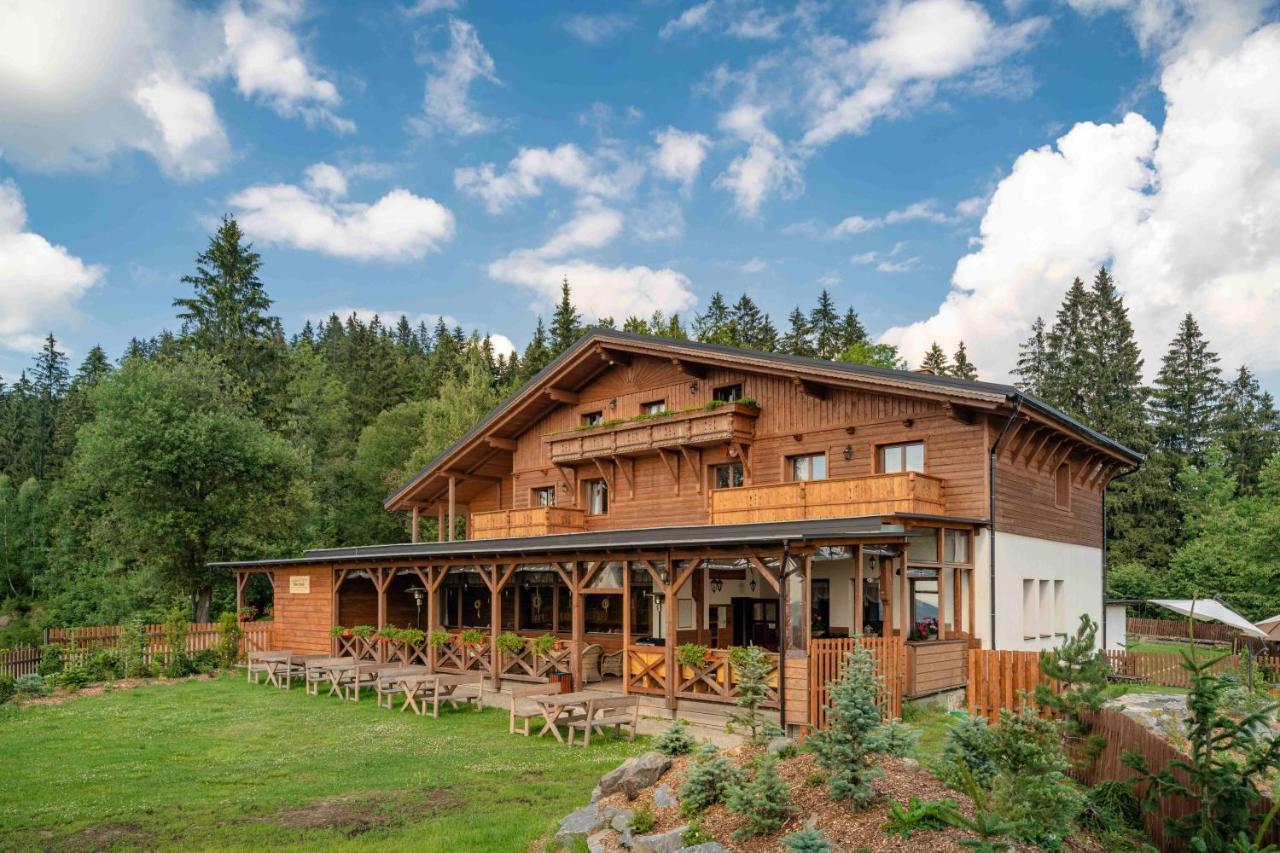 Horní Bečva Wellness Aparthotel Martinak מראה חיצוני תמונה